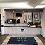 Otel Ace Puvatya